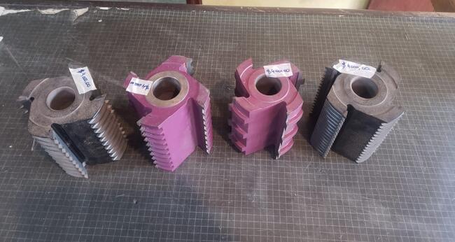 4 Cabeçotes para plaina - leilão judicial - Não informado BR - lance mínimo R$ 8.000