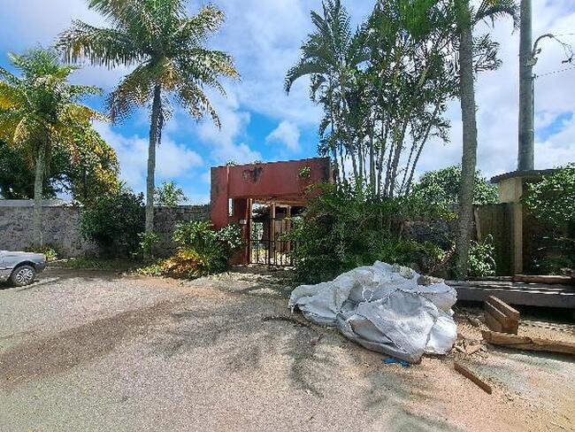 Casa de 10 quartos com 863 m² e 5 banheiros