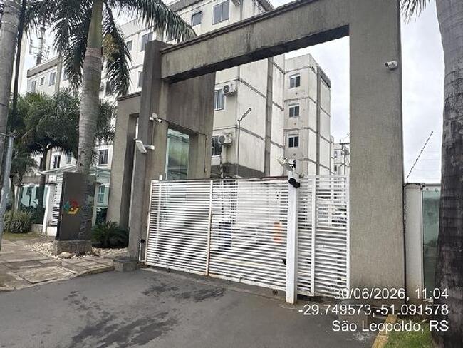 Apartamento com 2 quartos e vaga de garagem