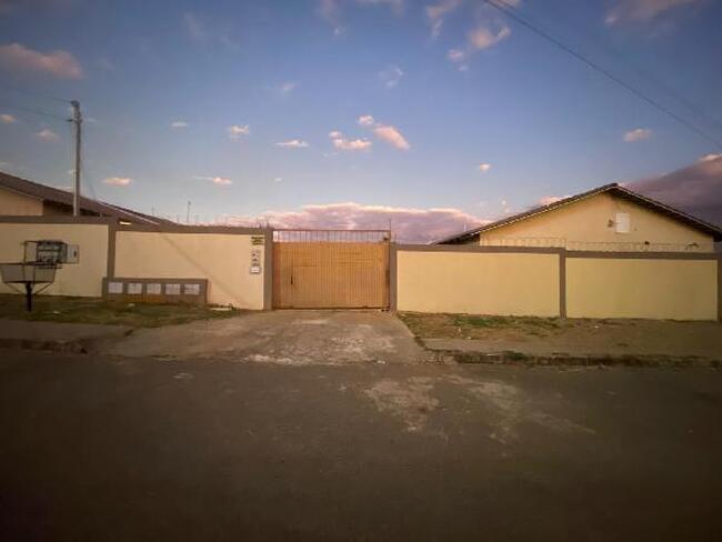 IMÓVEL EM AGUAS LINDAS DE GOIAS/GO - Klöckner Leilões