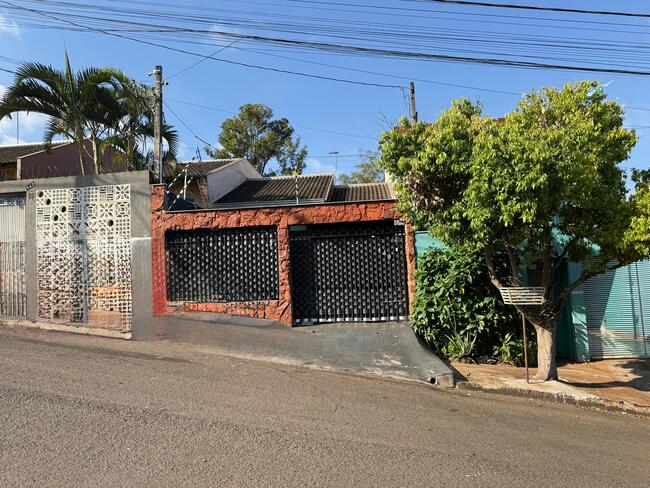 Casa com 2 quartos, 1 vaga de garagem, 73,32m²