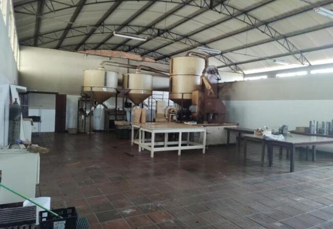 Comercial no Industrial Guaratú (foto 13 de 29)
