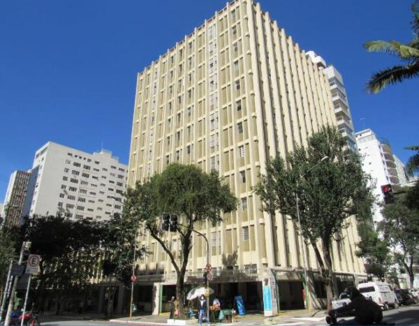 APARTAMENTO NA SANTA CECILIA COM 168,09m²