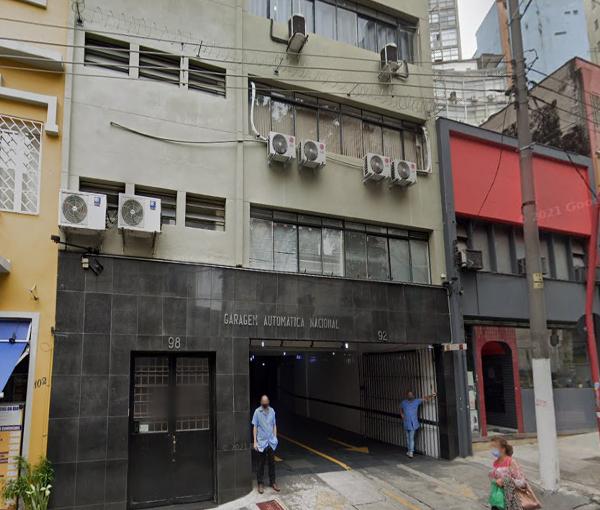 BOX DE GARAGEM NA LIBERDADE
