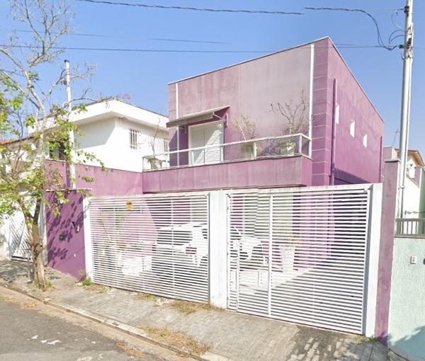 CASA EM SÃO BERNARDO DO CAMPO COM ÁREA CONSTRUÍDA DE 179,28 m²