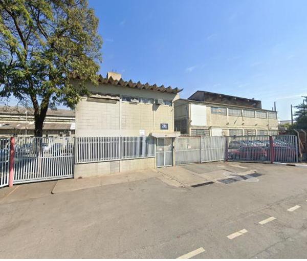 prédio e galpão industrial com área edificada de 83.086,20m² em osasco