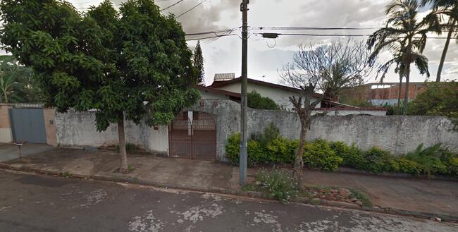 Casa em ribeirão preto com 840 m²