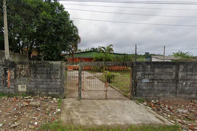 Chácara No Balneário Itaguá Em Mongaguá, localizado em Mongaguá - SP