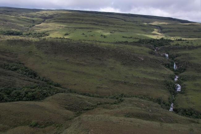 Fazenda Canteiros Em Passos/mg, localizado em São João Batista Do Glória - MG