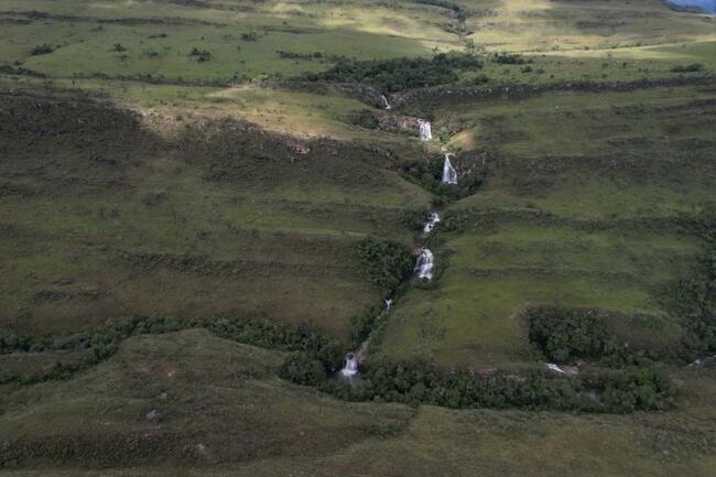 Fazenda Canteiros Em Passos/mg, localizado em São João Batista Do Glória - MG