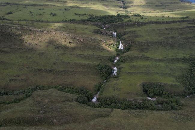 Fazenda Canteiros Em Passos/mg, localizado em São João Batista Do Glória - MG