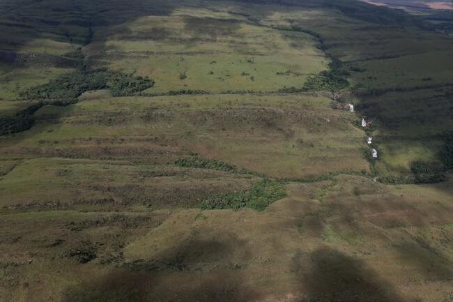 Fazenda Canteiros Em Passos/mg, localizado em São João Batista Do Glória - MG