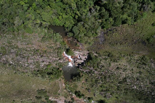Fazenda Canteiros Em Passos/mg, localizado em São João Batista Do Glória - MG