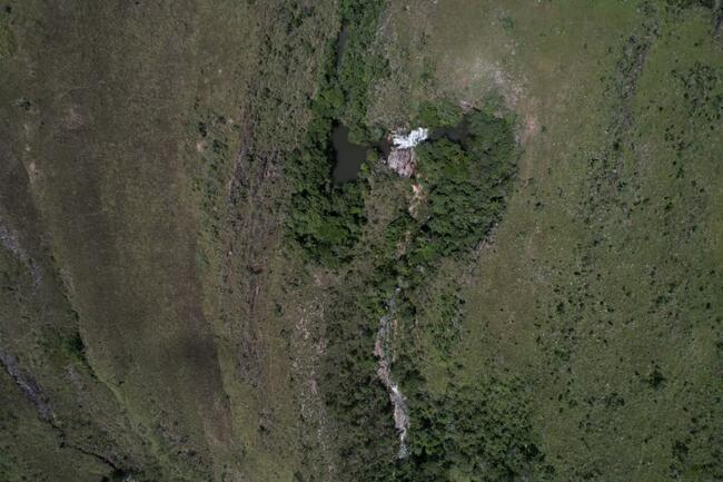 Fazenda Canteiros Em Passos/mg, localizado em São João Batista Do Glória - MG