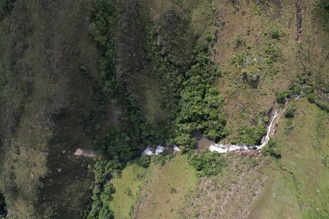 Fazenda Canteiros Em Passos/mg, localizado em São João Batista Do Glória - MG