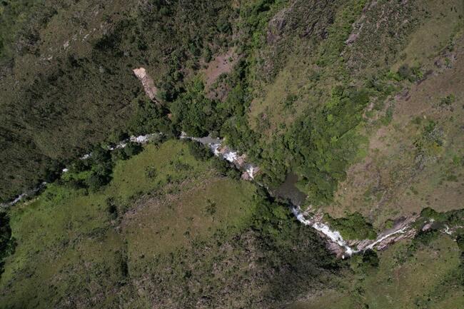 Fazenda Canteiros Em Passos/mg, localizado em São João Batista Do Glória - MG