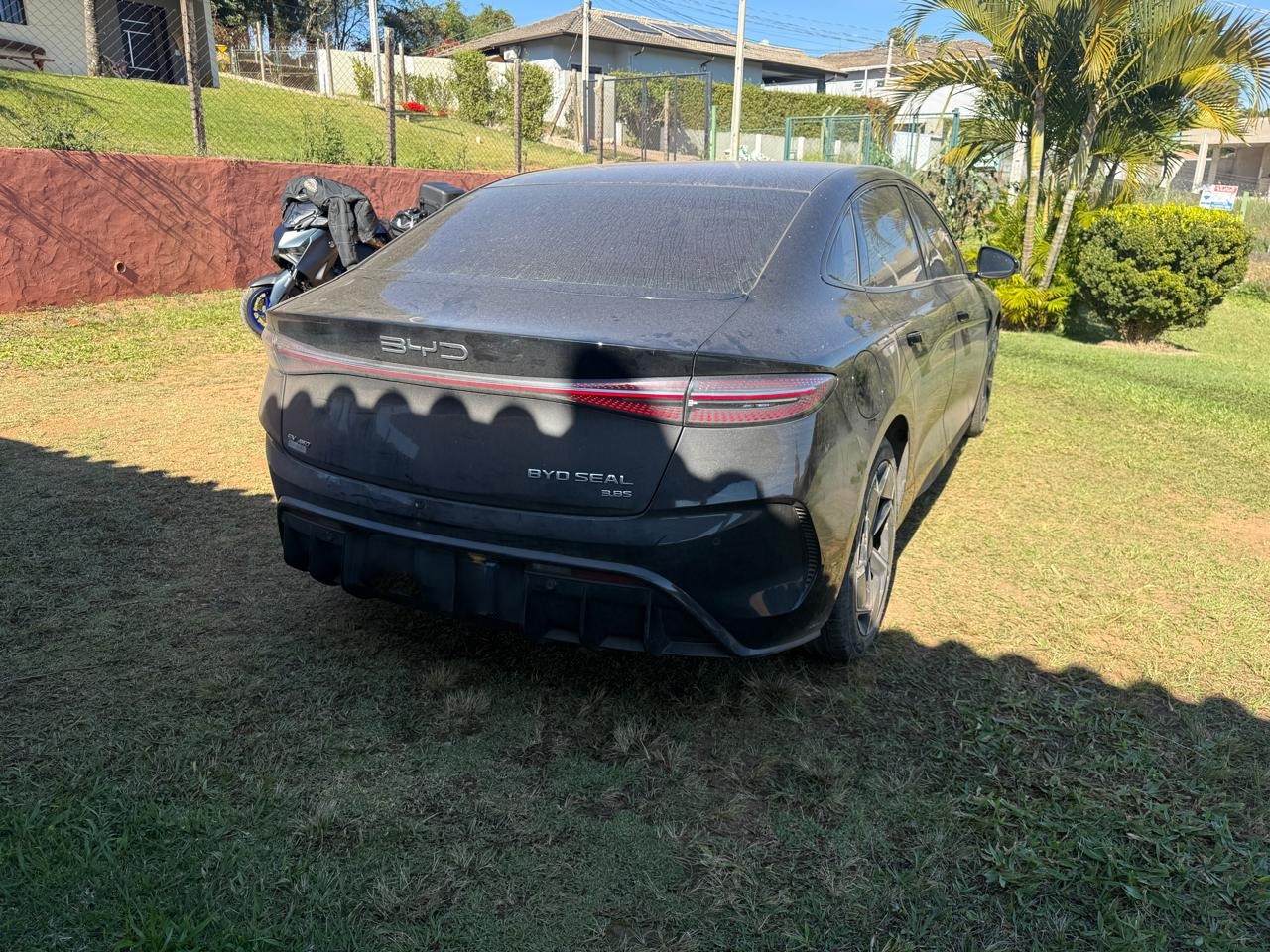 Com direito a documentação - BYD SEAL AWD 2023 — foto 7 de 9