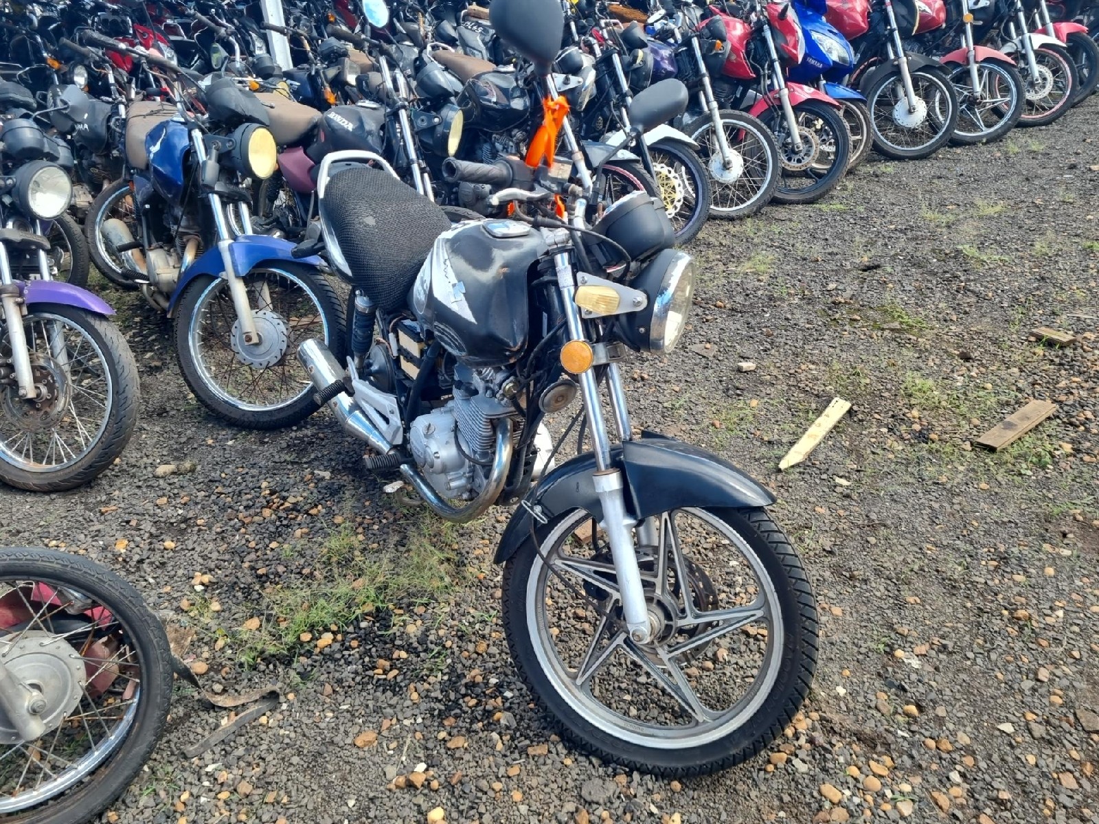 Foto 3: JTA/SUZUKI EM 125 YES 2008/2009