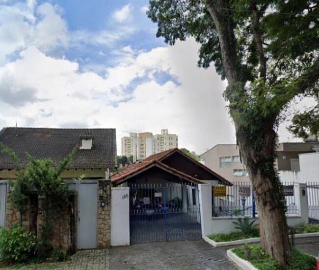 Casa no Butantã com 219,00 m²