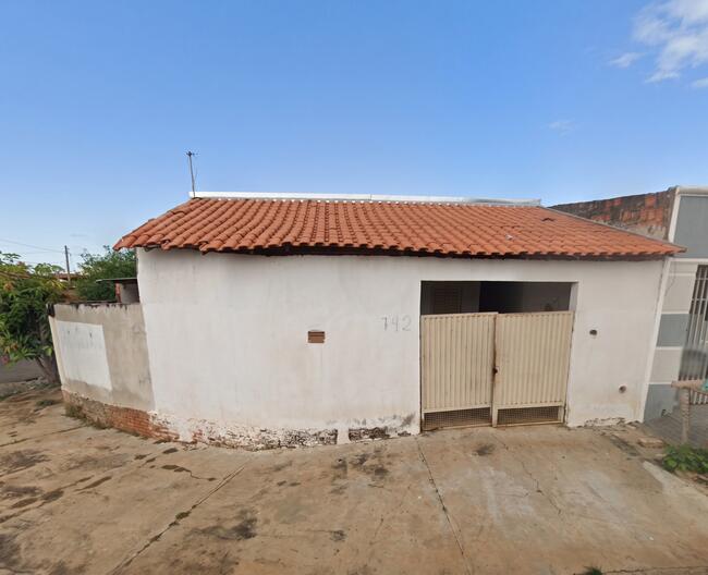 Casa em Birigui com 214,21 m²