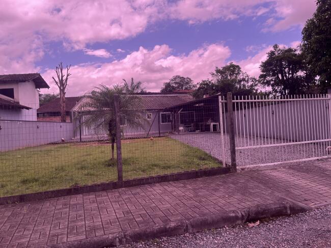 Casa em Joinville/SC com 100 m²