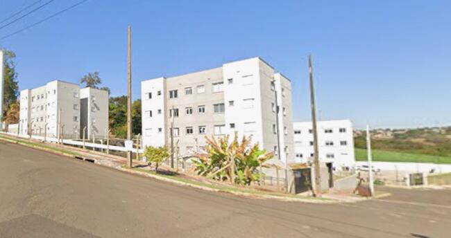 Apartamento no Condomínio Res. Village III em Londrina/PR