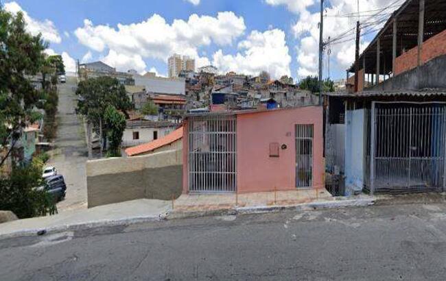 Casa em Itaquera com 210,30 m²