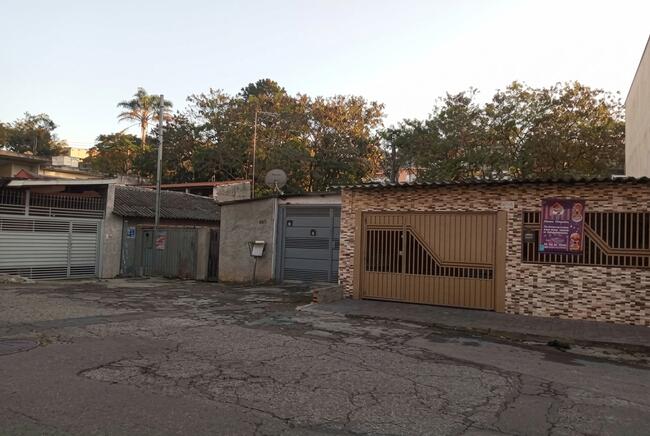 Casa em Itaquera com 184 m²