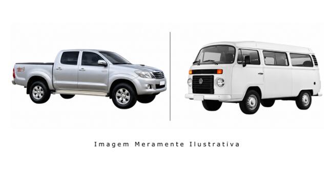 Toyota Hilux 2012 e VW Kombi 1987