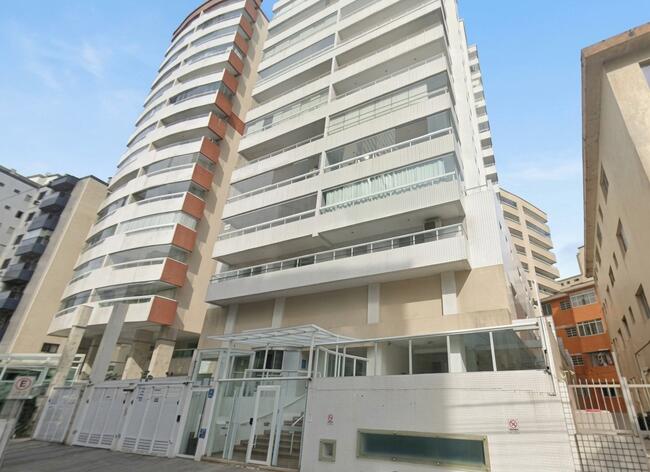 Apartamento na Praia Grande