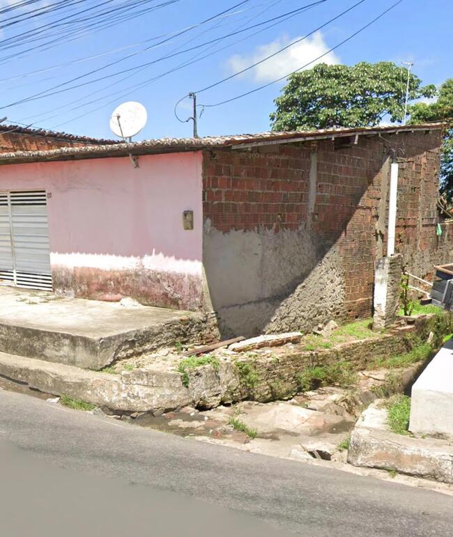 01 (um) imóvel residencial localizado na avenida tocantinea, 02, pajuçara