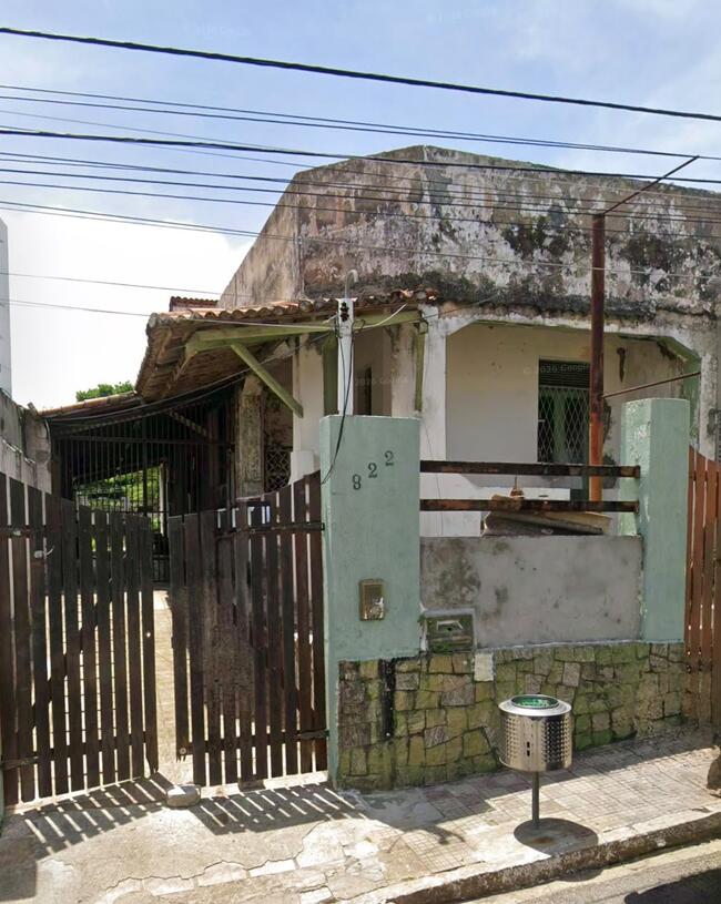 01 (um) imóvel residencial localizado na rua santo antonio, 822, cidade alta