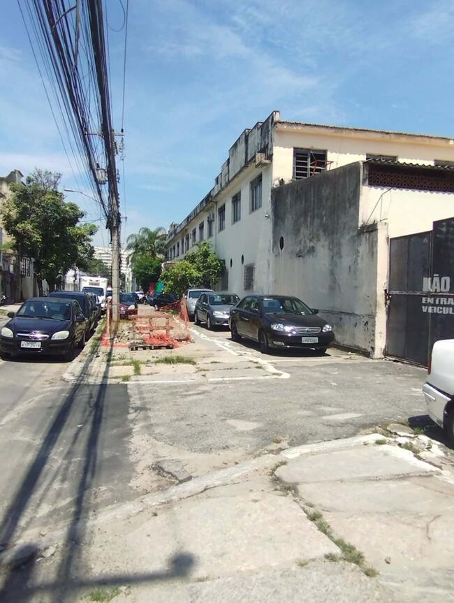 Prédio Situado Em São Cristóvão/rj, localizado em Rio De Janeiro - RJ