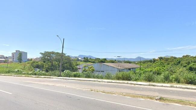 Galpão nas margens da Av. Brasil com 6.000m², Campo Grande, Rio de Janeiro/RJ