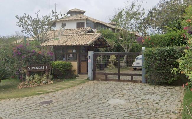 Casa na Armação dos Búzios/RJ em Condomínio de Alto Padrão.