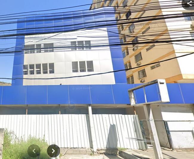 Imóvel Comercial e respectivo terreno com área de 1.400m2 em Santa Rosa, Niterói/RJ
