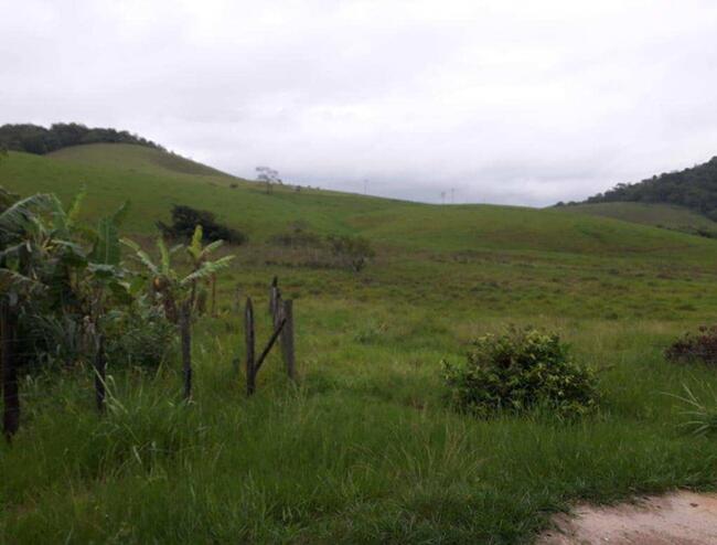 Fazenda Terra Seca ou Barro Seco, 75 hectares com mais de 200 m2 em Rio das Ostras/RJ