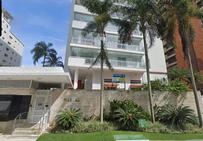 Apart. com área coberta de 118,0500m2 e duas vagas na garagem no Guaruja/SP