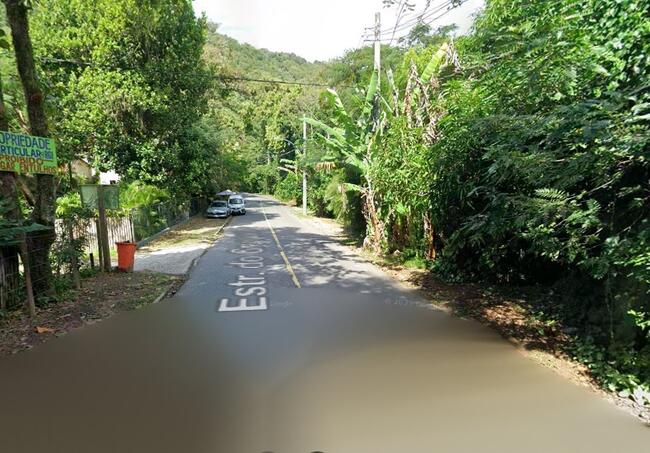 Imóvel situado na Estrada do Grumari/RJ.