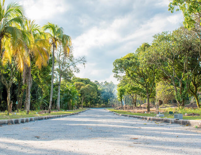 Terreno em Campo Grande/RJ, na Morada do Bosque, com 182m2