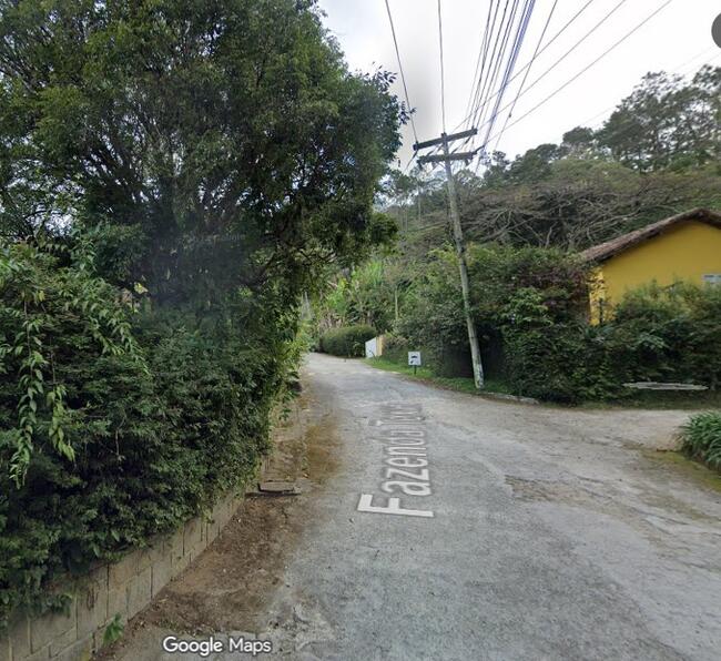 Imóvel com área de 1.150 m2, situado na Fazenda Texas, Três Córregos, Teresopolis, RJ