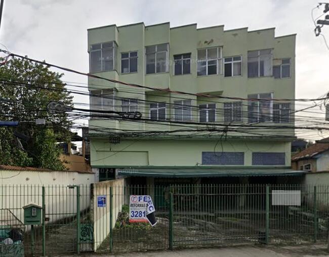 Loja "A" com aproximadamente 539m2,  situada na Rua Goias, Piedade/RJ