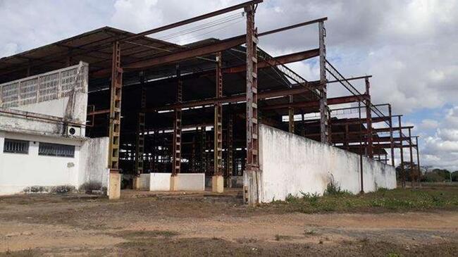 Imóvel com de área de 63.695,00m2, no Distrito Industrial de Campos dos Goytacazes/RJ