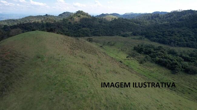 Área de terras de 355.227 m2 na Fazenda São João, em Barra do Piraí/RJ