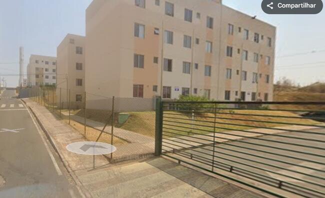 Apto com área edificada de 87,43 m2 no Condomínio Conquista Residencial Valle, Luziânia/GO