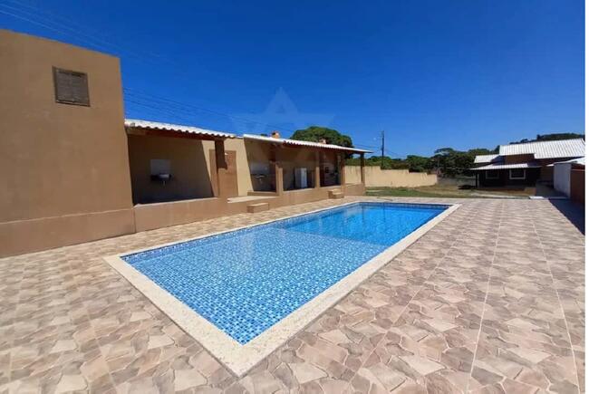 Terreno com aprox de 290 m², sem edificação em Condomínio Fechado em Saquarema