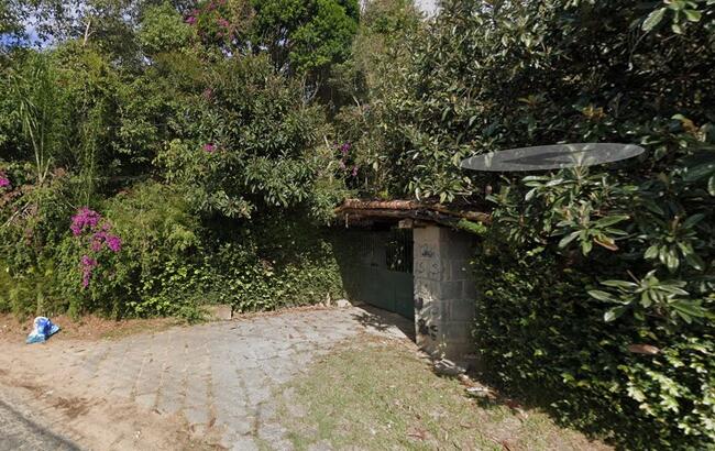Fração Ideal de 6,25% de um terreno que mede 6.826,81 m² no total, em Teresópolis/RJ