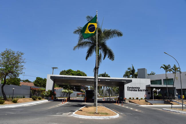 Direitos possessórios de Casa de alto padrão com aprox. 850 m2, no Condomínio Vivendas Bela Vista,  Sobradinho/DF,