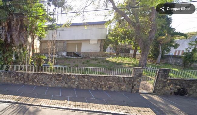 Imóvel Residencial c/ terreno de aprox. 1.126 m2, no Centro de Campos dos Goytacazes/RJ