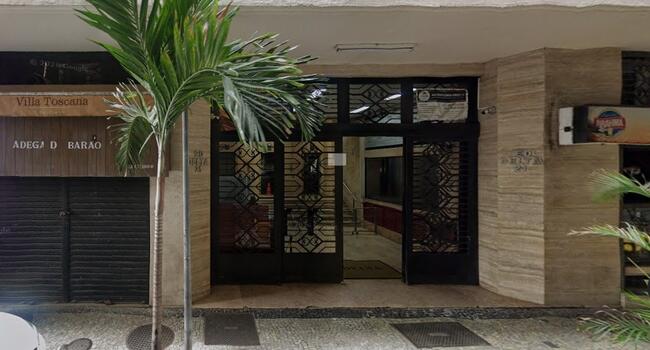 Imóvel comercial de aprox. 300m2, situado no Centro do Rio de Janeiro/RJ.